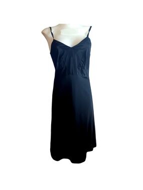 34 Small Munsingwear 1960's Vintage Women's Slip Dress Goth USA Black Panel